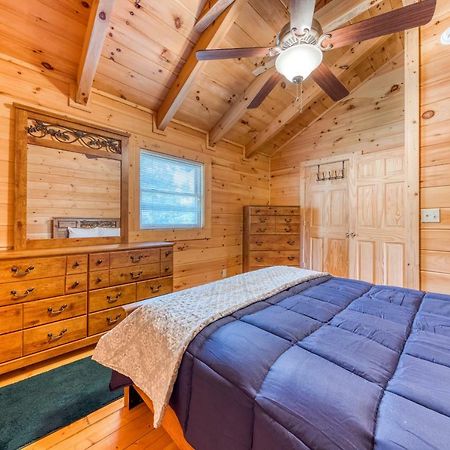 Majestic Lakefront Lodge Сев'єрвілл Екстер'єр фото