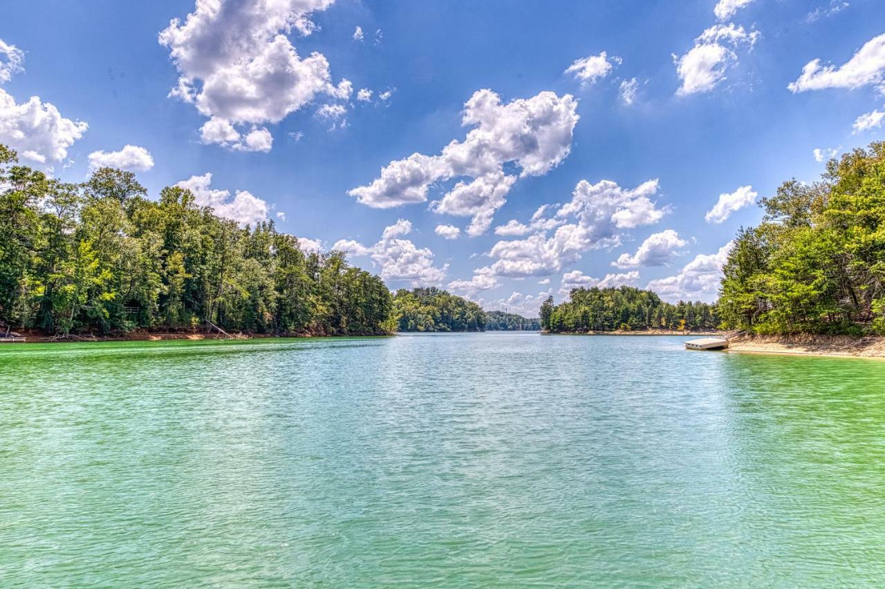 Majestic Lakefront Lodge Сев'єрвілл Екстер'єр фото