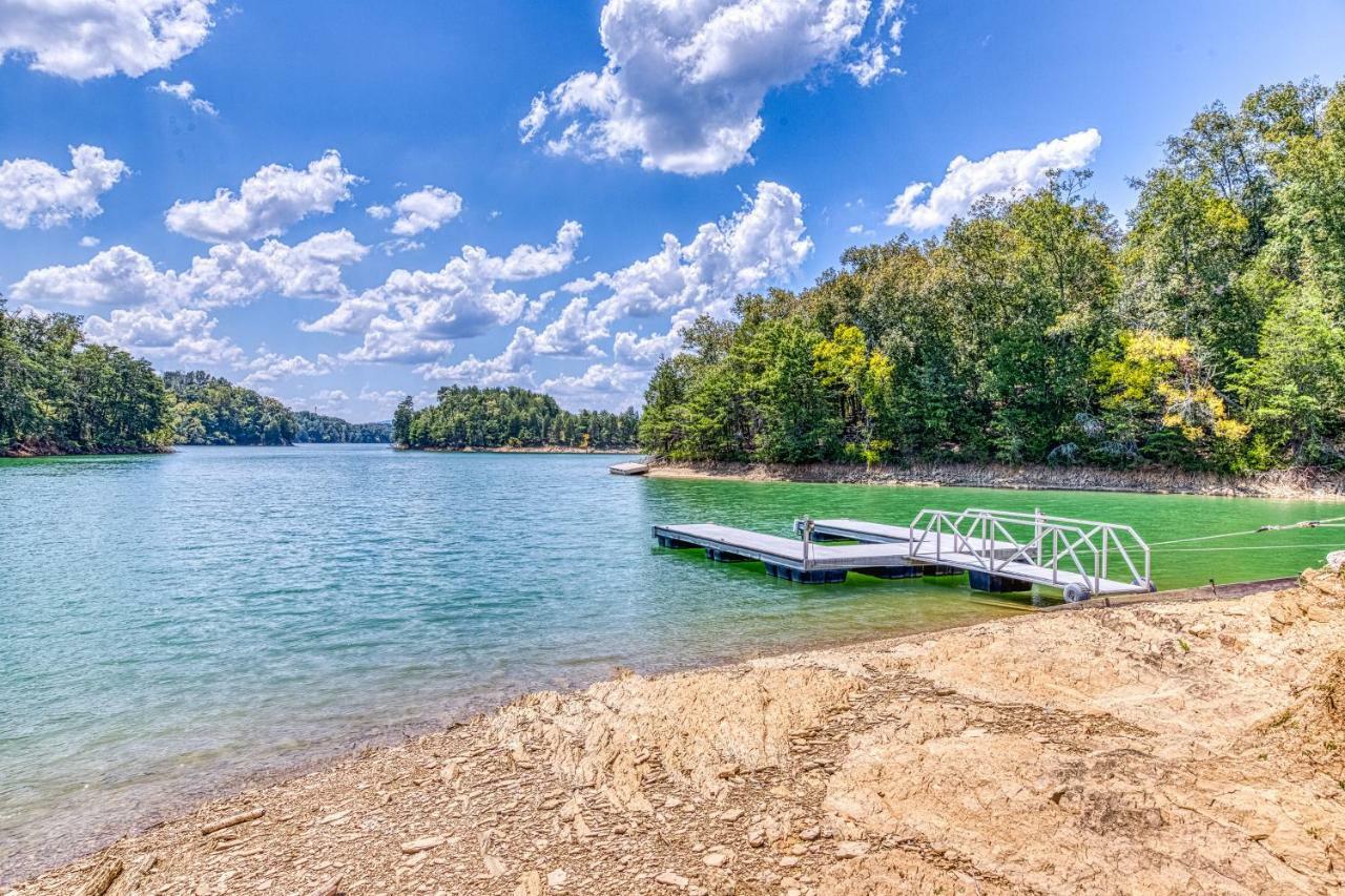 Majestic Lakefront Lodge Сев'єрвілл Екстер'єр фото
